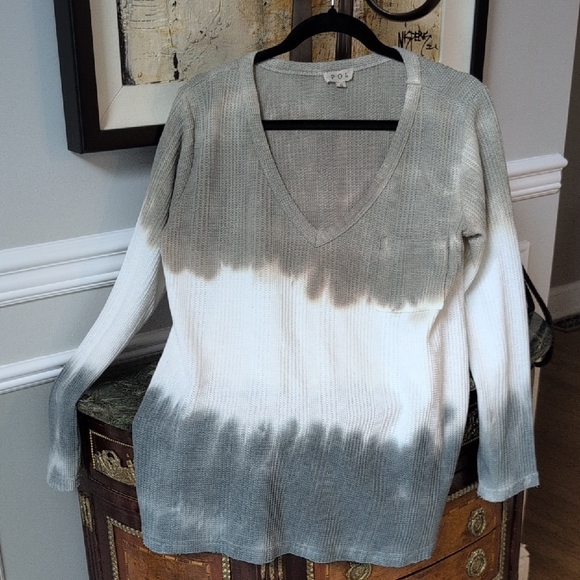 POL Tops - POL Size Small V Neck Waffle Top. NWOT